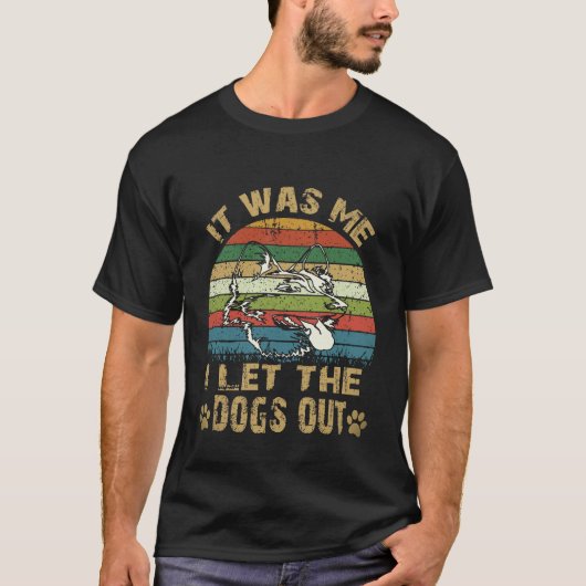 6 私が犬を外に出した ジャーマンシェパード Tシャツ (正面)