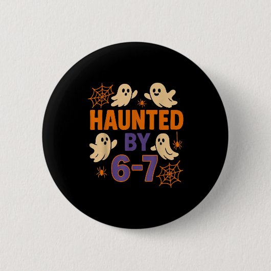 6、7体の幽霊に取り憑かれたハロウィンのおもしろTシャツ 教師ユーモア 缶バッジ (正面)