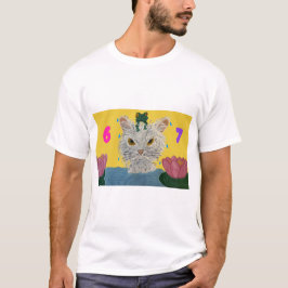 6 7 Mad Cat with frog on its head Tシャツ