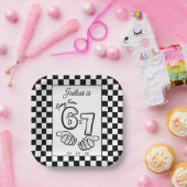 6 7 Meme Black White Checkerboard Birthday ペーパープレート (パーティー)