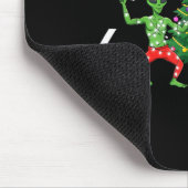 6 7 Meme Christmas Alien Sasquatch Six Seven Fun  マウスパッド (コーナー)