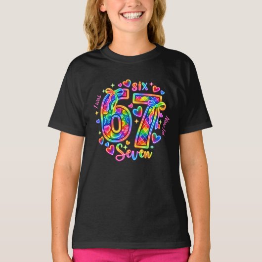 6 7 Six Seven ネオン レインボー グロー ガール 7歳の誕生日 Tシャツ (正面)