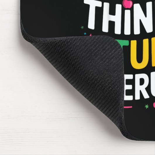 6 Out Of 7 Teachers Think 67% Of Students Overuse  マウスパッド (コーナー)