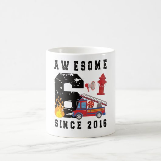 6th Birthday Gift Firefighter Boy Born in 2016 コーヒーマグカップ (中央)