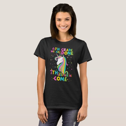 6TH GRADE Graduation Magical Unicorn 7TH GRADE Her Tシャツ (正面フル)