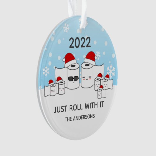 7おもしろいの転がItトイレ紙ファミリー オーナメント (正面)