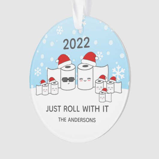 7おもしろいの転がItトイレ紙ファミリー オーナメント (正面)