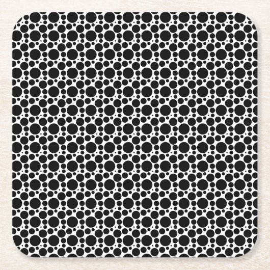 7つのサイズの円と点: 繰り返される黒と白 スクエアペーパーコースター (正面)