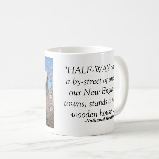7つの切り妻のマグのHawthorneの家 コーヒーマグカップ (正面右)