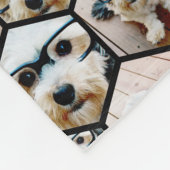 7フォトコラージュ – 六角ファンキー模様(黒) フリースブランケット (角)