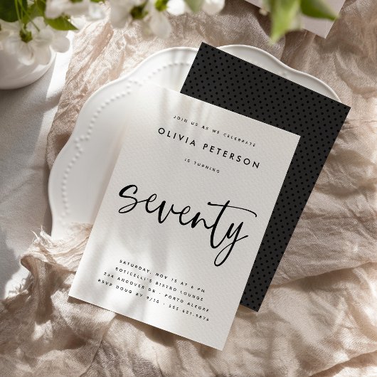 7モダン B&W 70thバースデーパーティータイポグラフィ 招待状