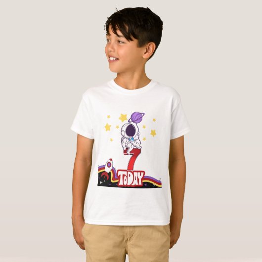 7今日の宇宙をテーマにした誕生日Tシャツ Tシャツ (正面フル)