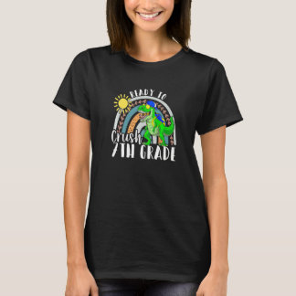 7年生のトレックス初日を潰す準備ができている Tシャツ