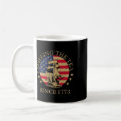 7月おもしろい4日1773年から4回お茶をこぼした コーヒーマグカップ (左)