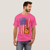 7月のアメリカ国旗のギター4thギター愛好家Mus Tシャツ (正面フル)