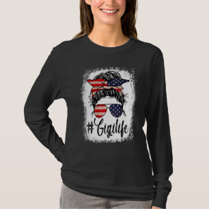 7月のアメリカ国旗4日Gigi Life Messy Bun Moth Tシャツ