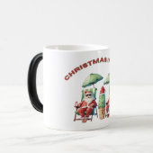 7月のクリスマスおもしろいビーチサンタ休暇 モーフィングマグカップ (正面左)