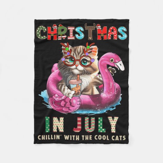 7月のクリスマスにくつろぐ猫のフラミンゴフロート ミャオ フリースブランケット (正面)