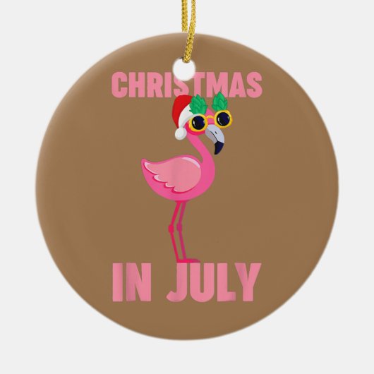 7月のサンタハットクリスマスのピンクのフラミンゴ セラミックオーナメント (正面)