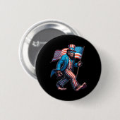 7月のシャツの愛国的なアメリカ国旗Bigfoot Sasの 缶バッジ (正面&裏面)