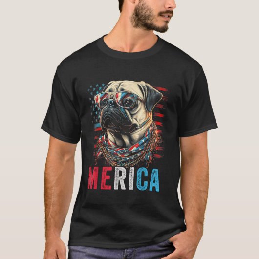 7月のパグ犬4thアメリカ国旗アメリカ合衆国メリ tシャツ (正面)