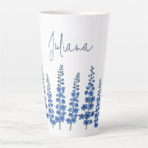 7月のブルーデルフィニウムの花