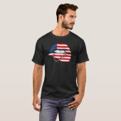 7月の女性の唇の噛み込み愛国アメリカッコいいの4番目 Tシャツ (正面フル)