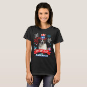 7月の愛国的な日の聖ベルナール犬の独立 Tシャツ (正面フル)