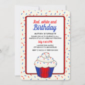 7月の愛国的な4thおもしろいバニラカップケーキ誕生日 招待状 (正面)