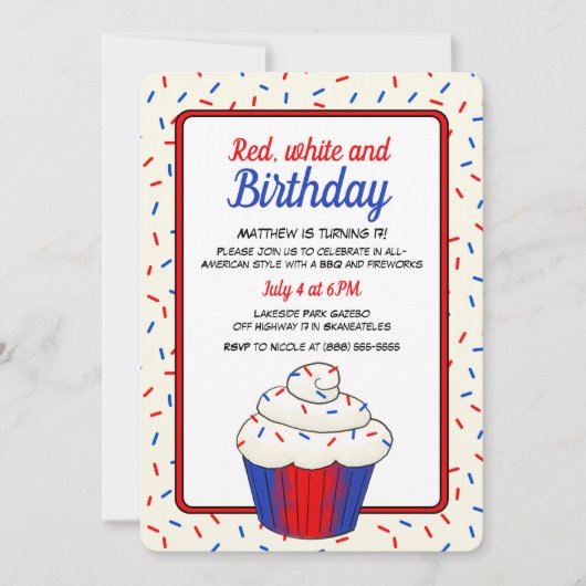 7月の愛国的な4thおもしろいバニラカップケーキ誕生日 招待状 (正面)