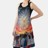 7月の愛国的な4th花火お祝い群集 エプロン (インサイチュ)
