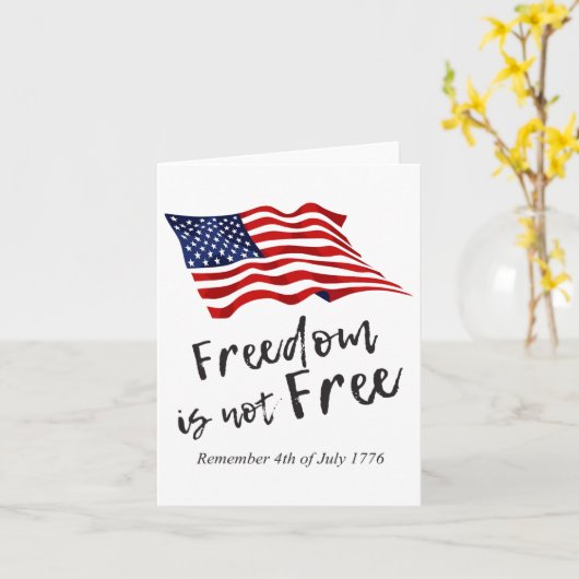 7月の米国国旗アメリカ4thシャツの自由はFではない カード (黄色い花)