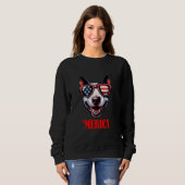 7月の米国国旗Bull Terrier Merica 4日 スウェットシャツ (正面フル)