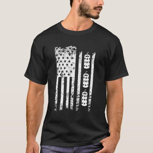 7月の花火米国国旗4日 Tシャツ (正面)
