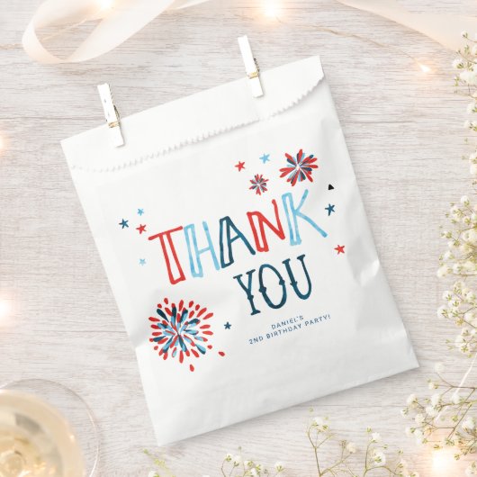 7月の誕生日パーティーのリトル・ファイクラッカー4th フェイバーバッグ (クリップ留めされた状態)