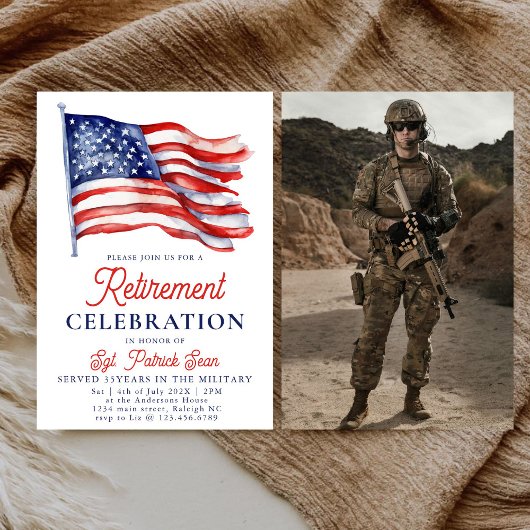7月の陸軍退職日米国国旗4日 招待状