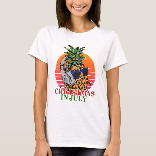 7月パイナップルのクリスマス Tシャツ (正面)