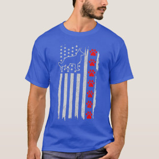 7月パトリオティのドイツの羊飼いアメリカ国旗4日 Tシャツ