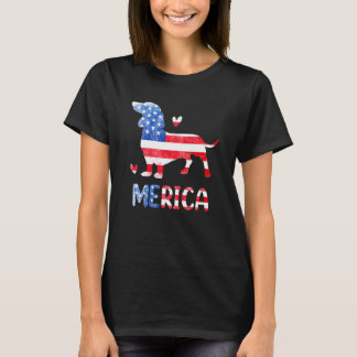 7月犬アメリカ国旗のダシュント4日 Tシャツ