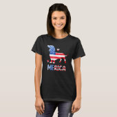 7月犬アメリカ国旗のダシュント4日 Tシャツ (正面フル)