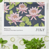 7月誕生フラワーマーケットピンクウォーターリリーロータス キッチンタオル (折り畳み)