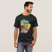 7月1日は歴史の旗を掲げられない Tシャツ (正面フル)