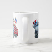 7月4日ごみトラックおかしなシャツ男女 ジャンボコーヒーマグカップ (裏面)