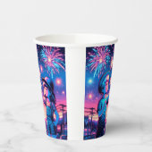 7月4日に花火を上げる子どもたち 紙コップ (左)