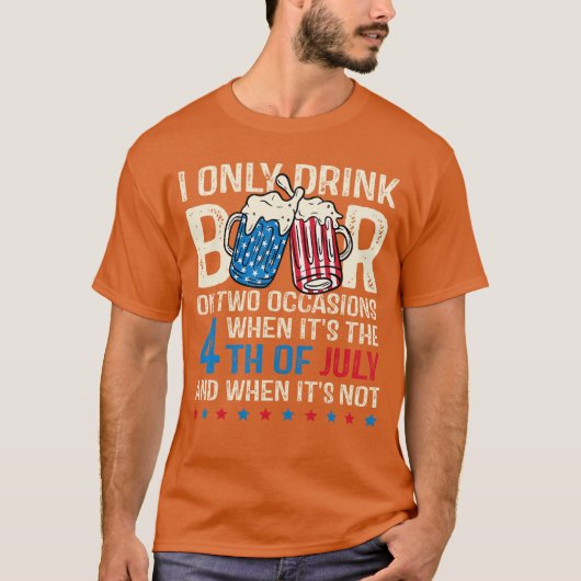 7月4日のアメリカのみビールを飲む Tシャツ (正面)