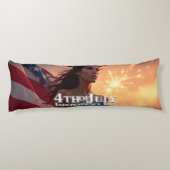 7月4日のデザイン – 花火と自由 ボディピロー (裏面)