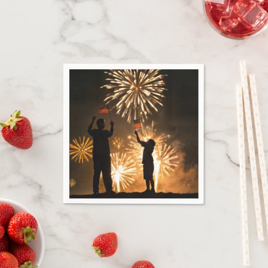 7月4日の国旗と花火 スタンダードカクテルナプキン (インサイチュ)