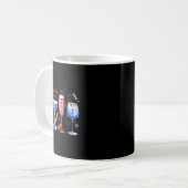 7月4日の平和フラッグドリンク コーヒーマグカップ (正面左)