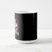 7月4日の愛国心 – 誇らしげにアメリカ人 コーヒーマグカップ (中央)