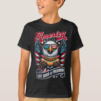 7月4日アメリカのホットドッグとフリーダムイーグルパット Tシャツ